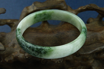 Poly Treasure Penthouse Nanyang Unique Mountain Jade Flat Bar Bracelet Nanyang Jade Green White Bottom Floating Flower Bracelet Solo Mountain Jade Flat Bar Bracelet