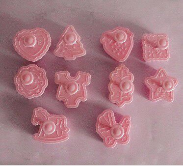 Press-type spring Cubic small biscuit mould flip sugar solid biscuit model Buy a dozen pieces to send a piece