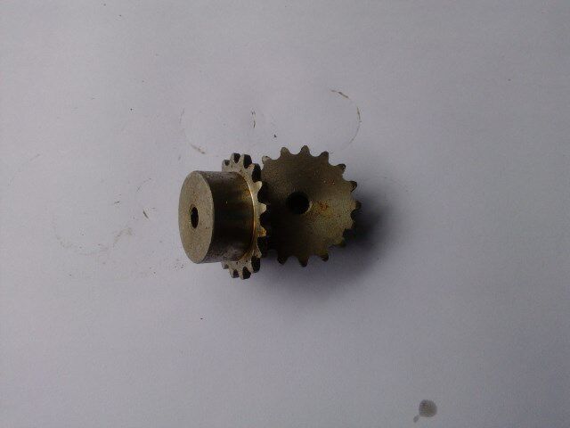 Sprocket industrial sprocket 25B sprocket 2 points sprocket 04C with table wheel pitch 6 35 use 25H chain