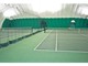 ວັດສະດຸ polyethylene ຊັ້ນສູງ tennis ສານ windproof net dustproof ສຸດທິ tennis ສານຢັ້ງຢືນ ISO Jinsheng