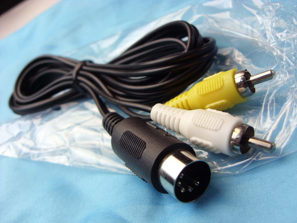 Domestic brand new! The AV cable for the MD1 model Note that the model 1 large head of the old goods is of good quality