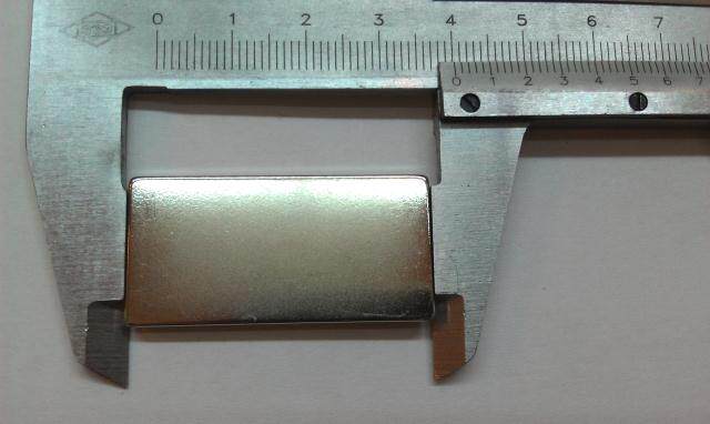 NdFeB strong magnet: rectangular 40X20X2 5mm magnet magnet