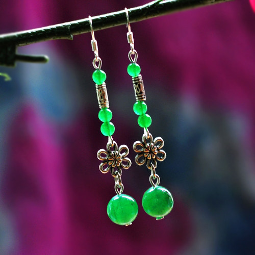 Renaissance national wind decoration female seedling silver green jade earrings and ear decoration hot - selling accessories Han version