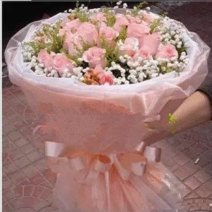 通辽花店送花11枝粉玫瑰鲜花速递同城锡林浩特灵石县求婚预定七夕