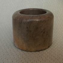 Old jade finger ring
