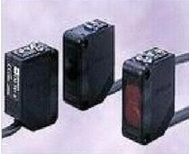 Original OMRON OMRON photoelectric switch E3Z-R86