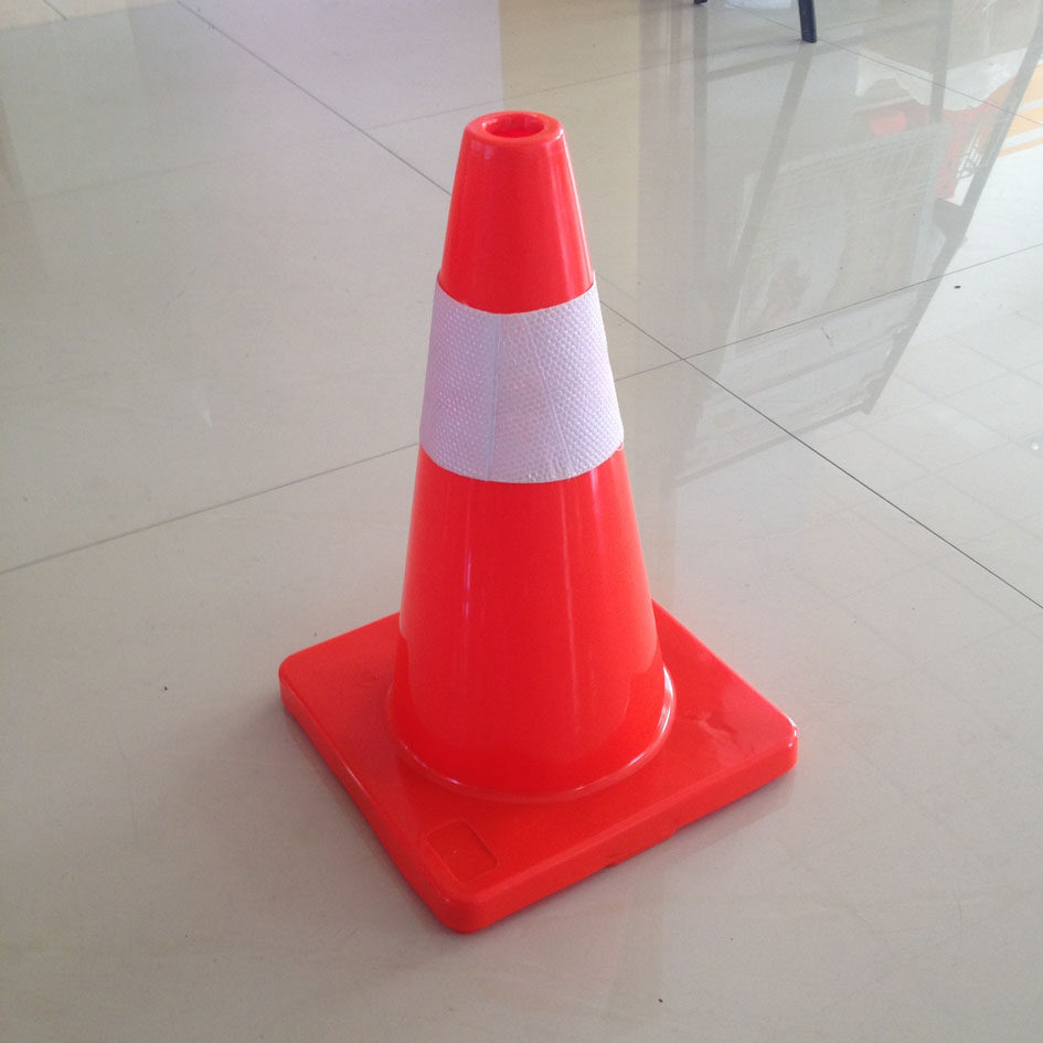 PVC road cone 45cm warning sign bucket factory direct sales traffic safety cone environmental protection not afraid of ice cream bucket