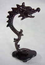 Large imitation mahogany jade pylons Jade Pylons Carved faucet jade pylons