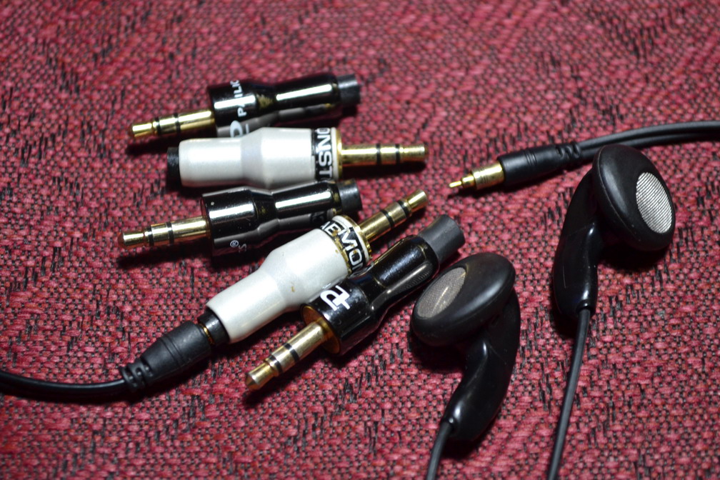 Sony Sony headphone pin to 3 5MM adapter Sony Sony pin to 3 5MM adapter