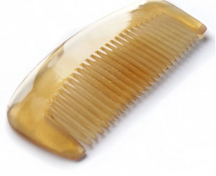 Horn comb smooth and round teeth natural moon-shaped yellow horn comb hand-polished Su-style comb