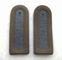 East Germany GDR German field uniform raindrop camouflage uniform non-commissioned officer sergeant rank epaulette