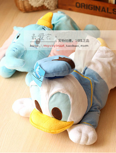 Limited edition cute and creative cartoon Dumbo Donald Duck car tissue box tissue set tissue pumping tube
