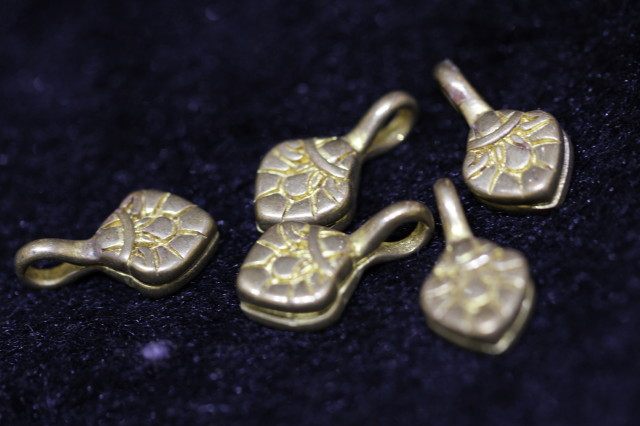 620 Pure Bronze Buddha Pearl Accessories Lotus Clip clip with a length of 2cm