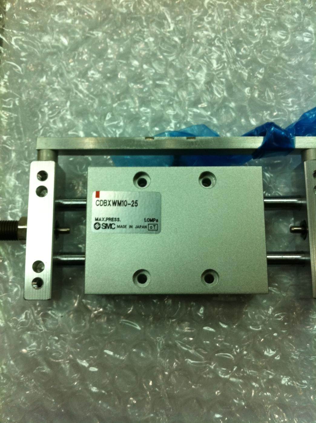 The brand new original CDBXWM10-25 of the original CDBXWM10-25