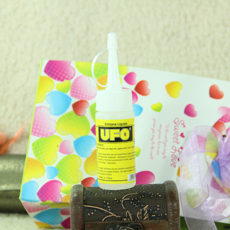 Non-woven fabric handmade DIY special glue alcohol glue photo glue cloth glue quick-drying glue 30ml UFO glue