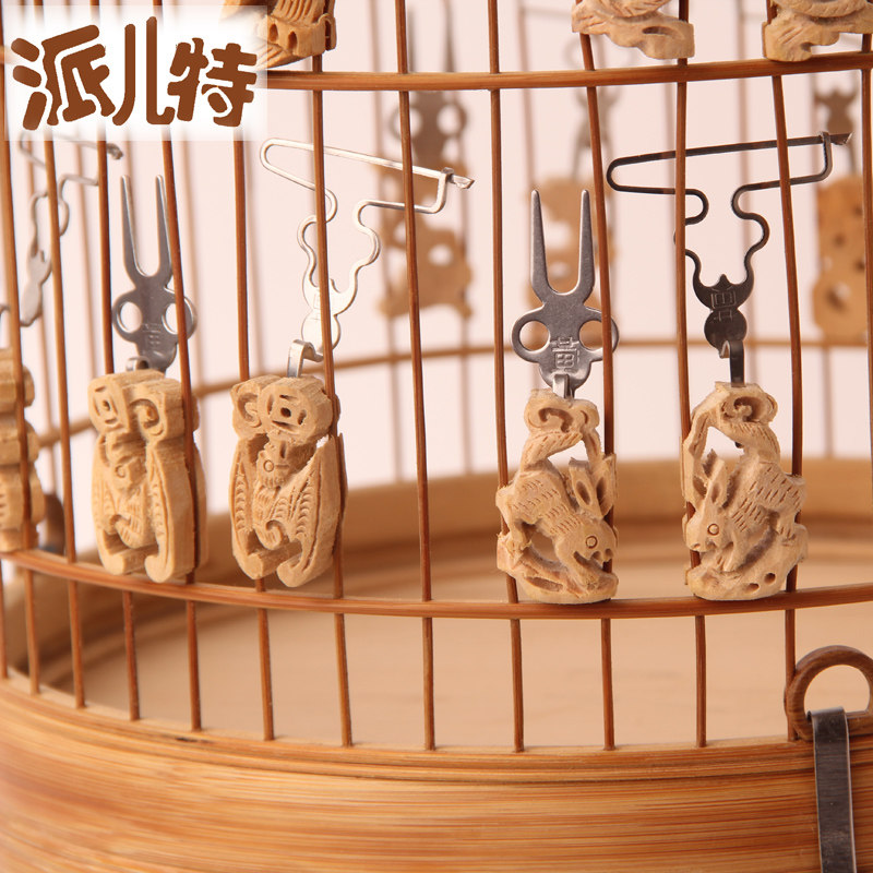 Bird Utensil Yellow Poplar Wood Fruit Fork Cage Fruit Fork Cage Subsupplies Bird Supplement Fruit Systine Hydrangelike Hot Sell