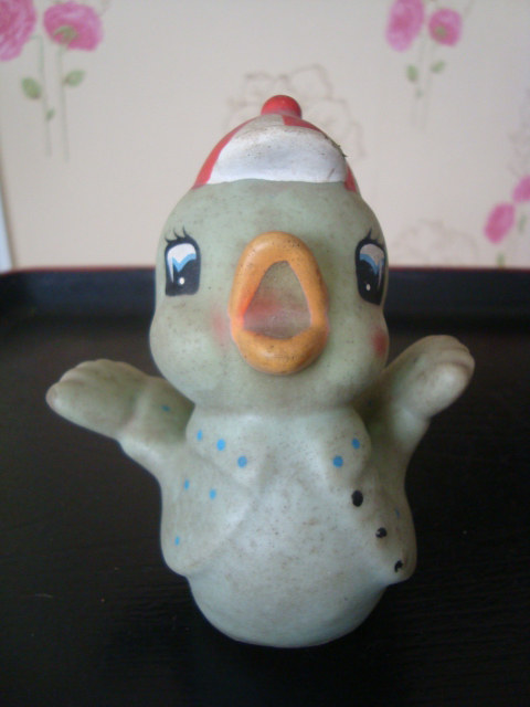 T811 nostalgia 80s rubber duckling toys are nasty