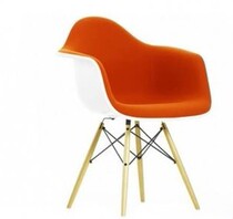 Modern space dining chair Eames wooden dining chair Leisure chair Model room furniture table and chair Nordic small apartment dining chair