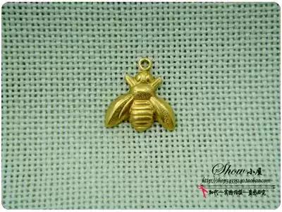 American charm metal accessories --- bees
