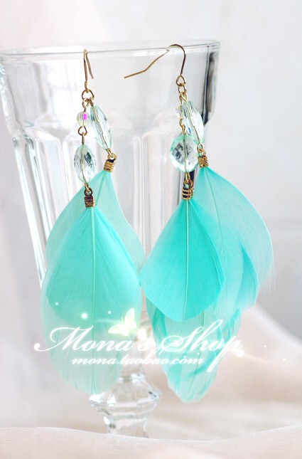 Fairy-Like Accessories, Bohemian Style, European and American Big-Name Brands, Multi-Colored Feather Earrings, Beach Dress, Wedding Dress, Vacation Style