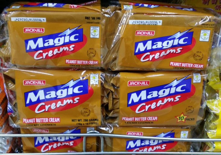 Imported Magic FLAKES Precious Beauty Peanut Sandwich Sauce Soda biscuit 280g 6 flavors optional