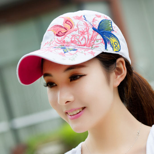 Butterfly embroidered hat summer ladies baseball cap Korean version trendy outdoor hip-hop sun hat duck tongue summer sun hat