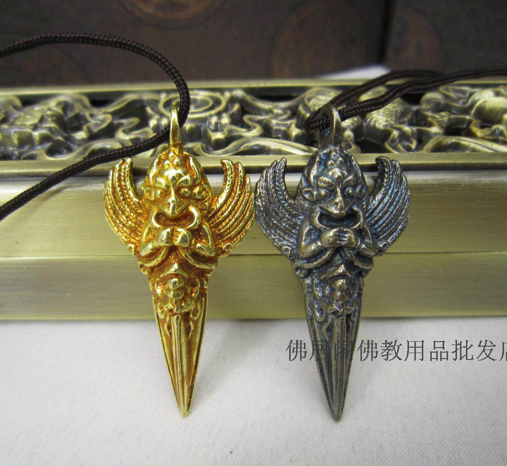 Nepali Pure Handmade Buddha Statue Pure Copper Full-Cure Gold Dapeng Golden Wings golden-winged Golden-winged Giant Diamond Pestle Excavation Pendant