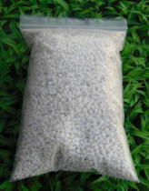 Planting seedlings to improve soil permeability and drainage. Perlite bulk flower soil nutrient solution soil 1L