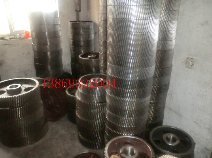 Manufacturers direct sales ZS 950 cylindrical gear reducer tri - axis gear accessories