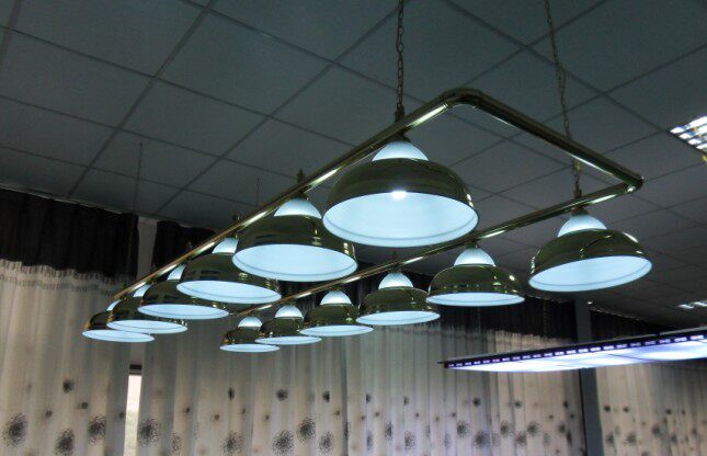 Multi-function billiard table nine-ball table American billiards table English-style billiard table English-style lampshades 