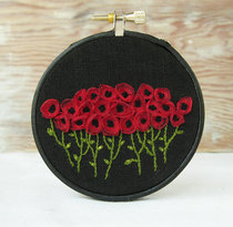 ) Red temptation)-Black linen hand-embroidered wall wall decoration poppy flower can be customized hand embroidered material bag