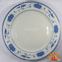 Jingdezhen original state-owned Red Flag porcelain factory products blue and white string entanglement ten inch 25CM flat plate Jingde model