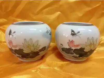 Liling Qunli old porcelain under glaze colorful hand-painted Lotus small water tank brown bottom 68 yuan a