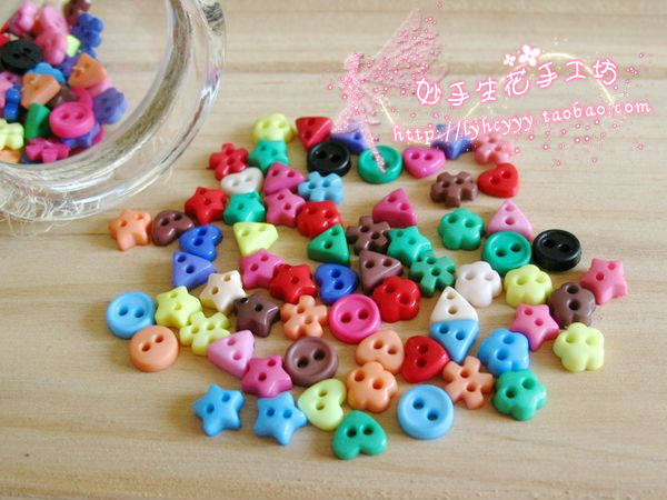 Manual cloth art DIY collab material Mini buttoned cloth fairytale button Buttons Eva-va clothes button Diameter 6 5MM