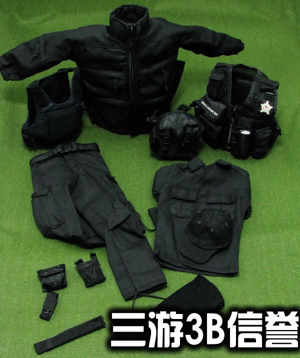 3 - Game 1 6 soldiers black secret clothing equipment kit spot