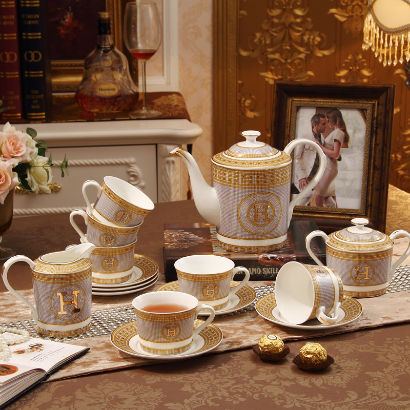 European Ceramic Coffee Set Luxury Tea Cup Set British Afternoon Tea Creative Wedding Gift