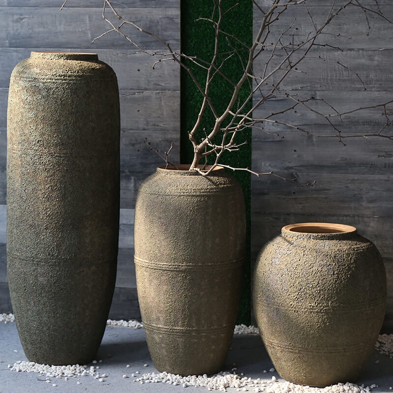 Coarse pottery retro nostalgia vases, pottery decoration to the hotel club villa garden flower implement landing ceramic flower furnishing articles
