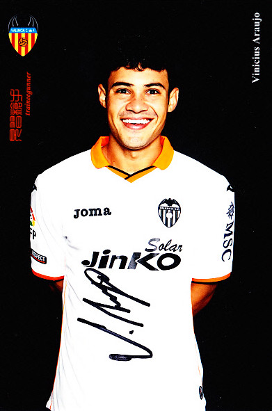 Brazilian National Austria player Araujo signed the photo IP signature
