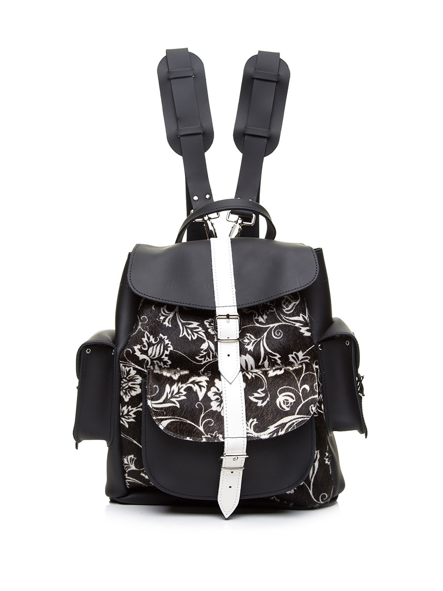 Grafea 黑白拼色花朵印花针扣搭带双肩包