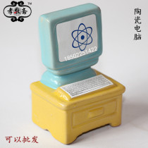 Computer desktop ceramics for burial and burial supplies simulated and non-fading display in front of the urn