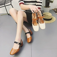 Giày bà ngoại mới hè 2018 với đầu vuông retro mang giày nữ baotou sandal nữ mùa hè dày với giày cao gót sandal nữ đế thấp