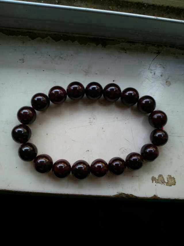 Natural burgundy garnet bracelet crystal bracelet bracelet bracelet woman stone