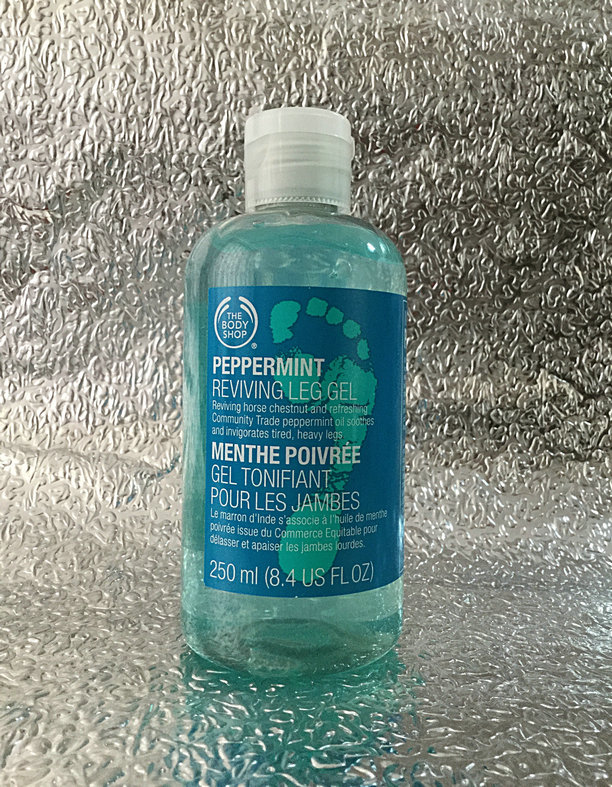 香港直邮美体小铺薄荷沁凉腿部清爽啫喱腿胶250ML