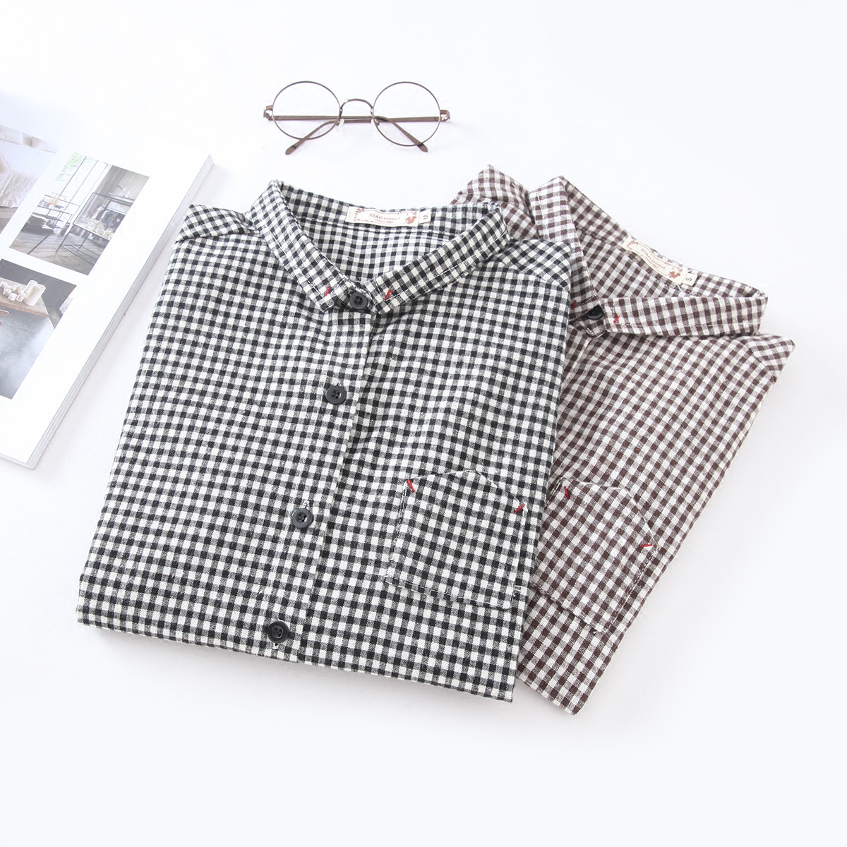 Spring and spring new Korean version stand-up collar black and white plaid shirt female student literary all-match long-sleeved shirt cotton linen top