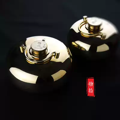 (Material pick up) traditional handmade soup dumplings