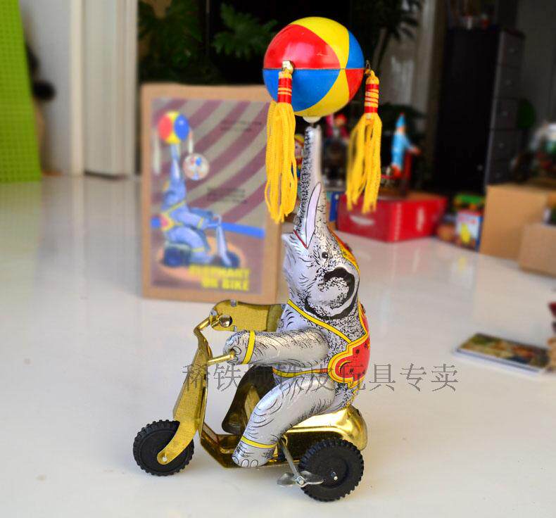 Rare iron city shoot props decorated bars of iron toys nostalgia retro birthday gift acrobatic elephant embroidery ball