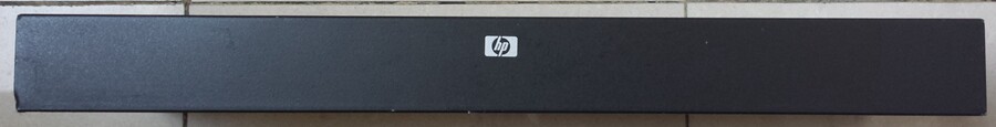 HP 8-port KVM switcher 396630-001 (physical figure) 