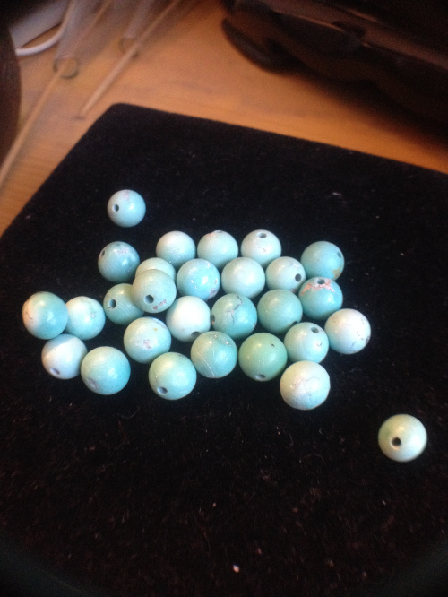 AAA grade pure natural non-optimized turquoise raw ore beads 0.6 specifications can be used as bracelets and children's beads with beads
