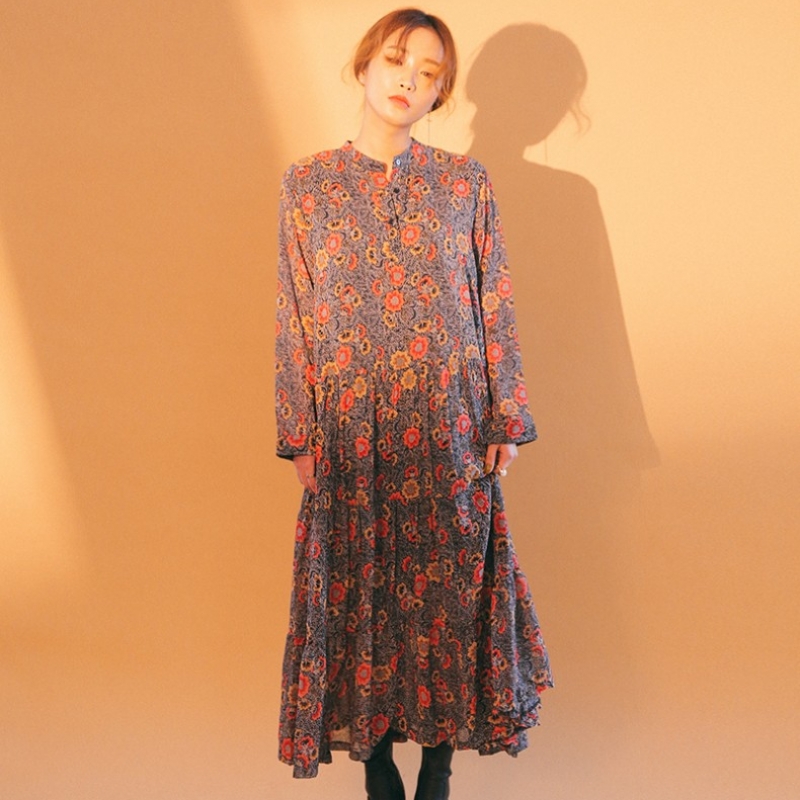 韩国stylenanda官方正品 时尚层次感褶皱拼接下摆印花连衣裙-黑色