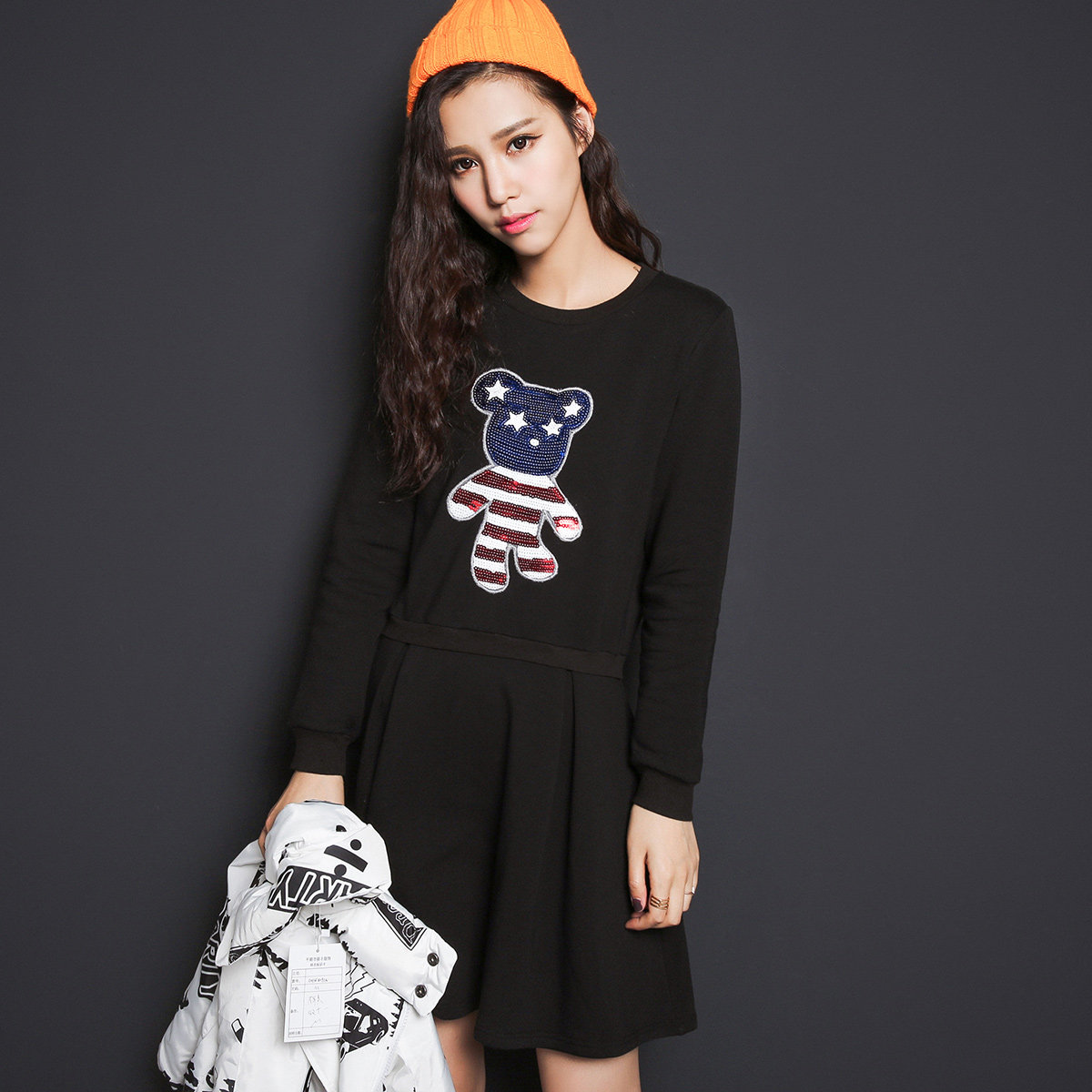 ANN 2016冬新款 小熊米字旗精致珠片绣加绒假两件套头连衣裙女